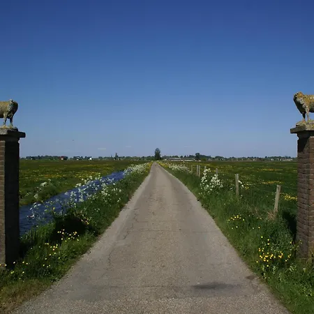Beautiful In Idyllic Location * Broek in Waterland